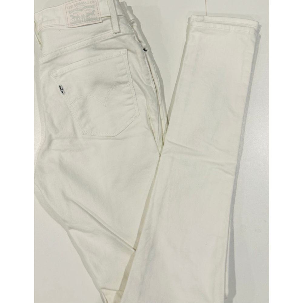 Levi’s 721 High Rise Skinny Jeans | White | Size 28